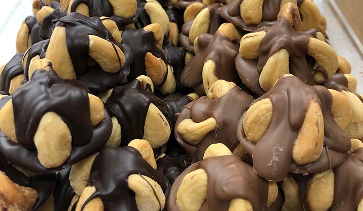 Cashew Turtles